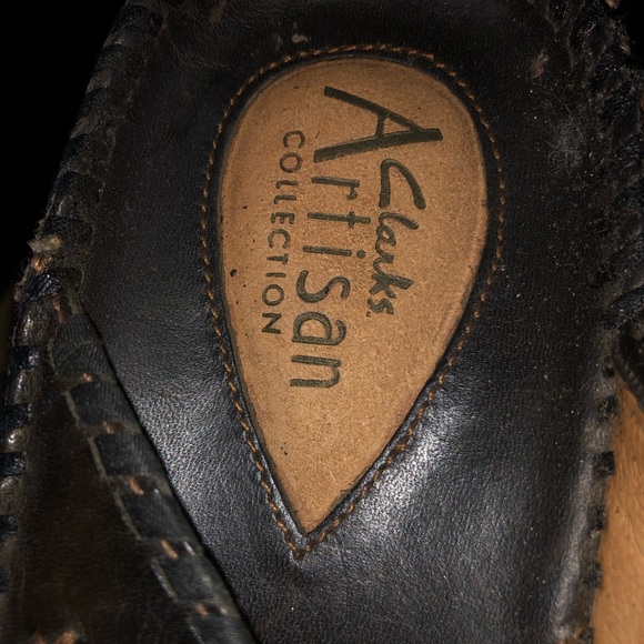 Womens Clark’s Sandals/Slides size 8. Used but still in great condition. - Picture 4 of 8